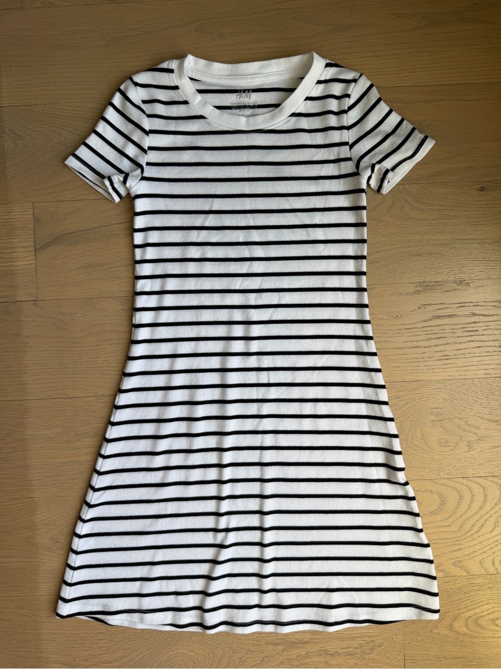 H&M Girls Black & White Striped Short-Sleeve Dress Size 13-14